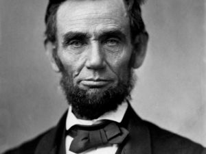 Dua Kutipan Yang Menunjukkan Abraham Lincoln Sayang dan Hormat Kepada Ibunya