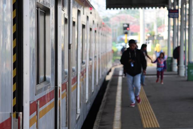 Cara Menuju Ancol-Tanjung Priok Dari Tangerang Dengan Commuter Line