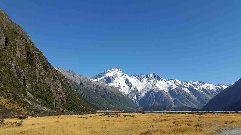 Pemandangan Indah Mount Cook atau Gunung Aoraki - Gunung Tertinggi Di Selandia Baru