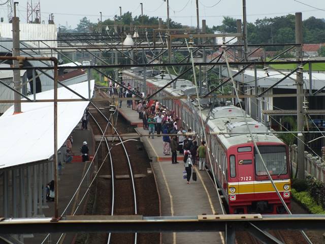 Cara Pergi Ke Pasar Minggu Dari Kalideres Menggunakan Commuter Line (KRL Jabodetabek)