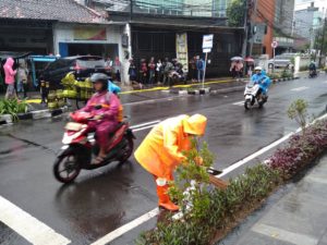 [FOTO] Bukti Komitmen Pasukan Oranye Menjaga Jakarta Tetap Bersih