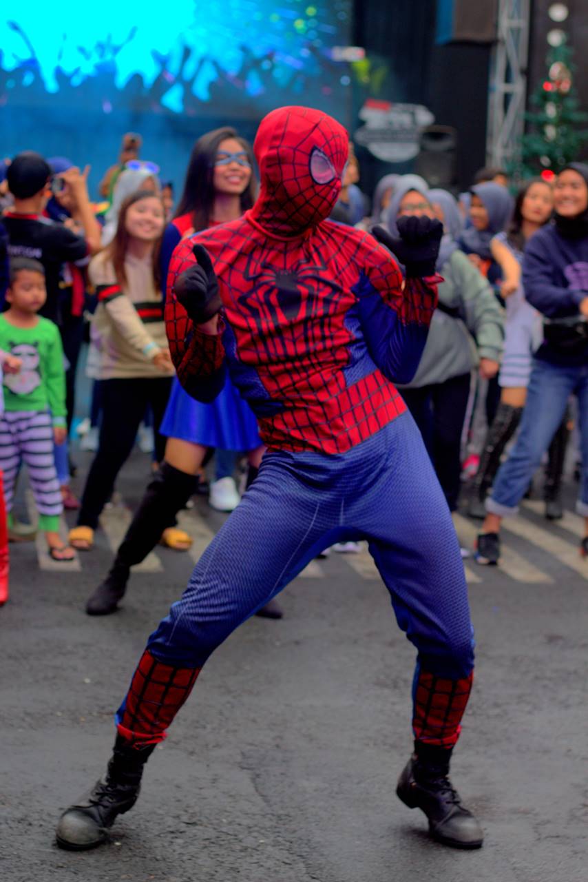 [KEPERGOK] Spiderman Joget Di Museum Angkut Yogyakarta