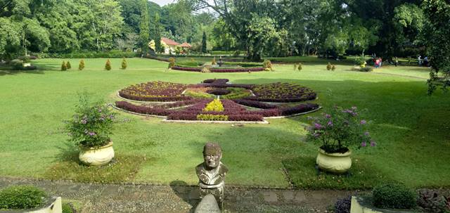 Taman Soedjana Kassan : Taman Burung Garuda di Kebun Raya Bogor