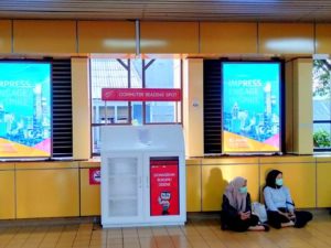 Commuter Reading Spot : Usaha Yang Bagus Menumbuhkan Minat Baca
