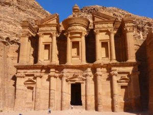 [FOTO] Al Khazneh, Petra, Jordania : Pernah Disangka Sebagai Gudang Harta Karun