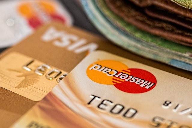 Tips Supaya Tidak Terjebak Hutang Kartu kredit